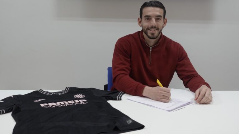 Rubén Gómez renova amb el Villarreal CF fins al 2027