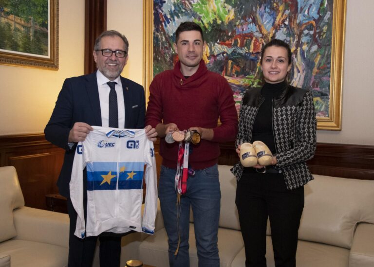 El ciclista de Vila-real Sebastián Mora Vedri rebrà la distinció al Mèrit en l’Esport