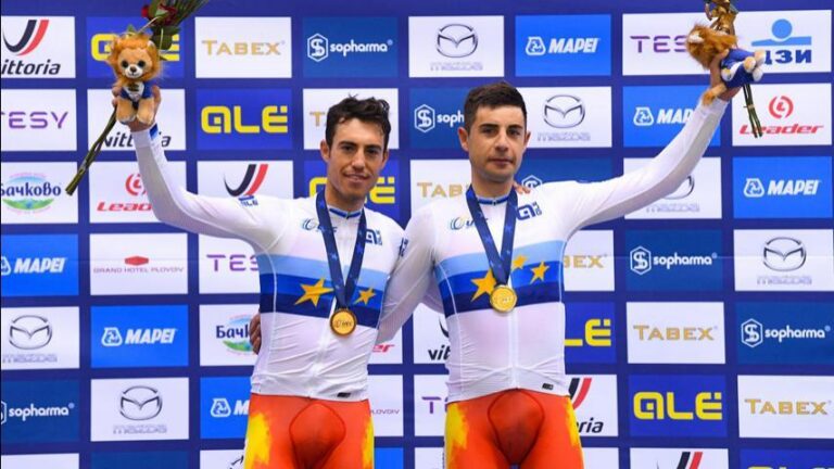 Sebastián Mora i Albert Torres, or en Madison en els europeus de ciclisme en pista