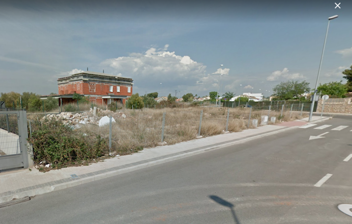 Territori obrirà i sanejarà el carrer Serra de les Santes, prop del José Soriano, amb una inversió de 17.000 euros