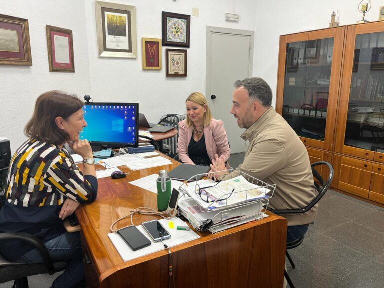 La UNED Sénior obri un procés per a incorporar professorat en la província de Castelló