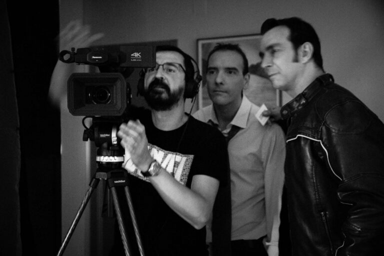 El cineasta vila-realenc Álvaro Beltrán estrena el curtmetratge ’98: Una historia de Bonus Track’ el 31 de març