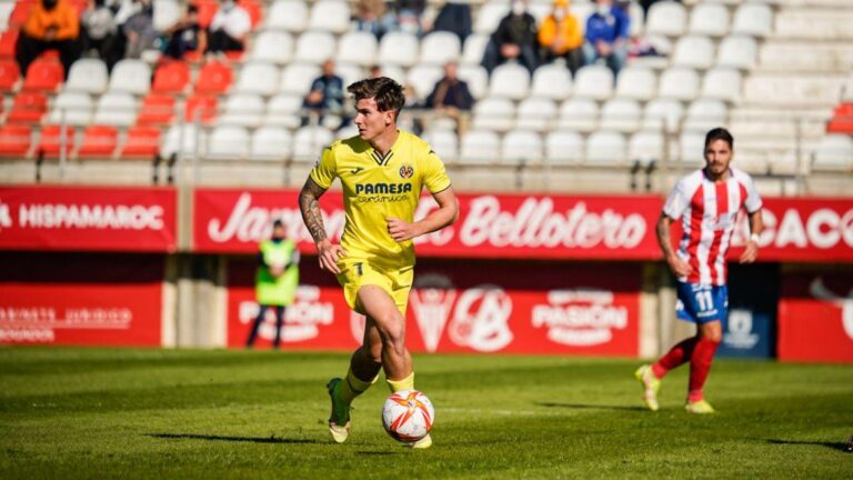 Les moltes baixes li passen factura al Villarreal B al camp de l’Algeciras (2-1)