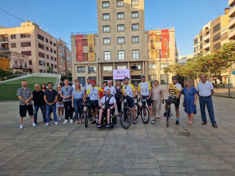 El president del Rotary Club Vila-real, en bici a París per una causa solidària