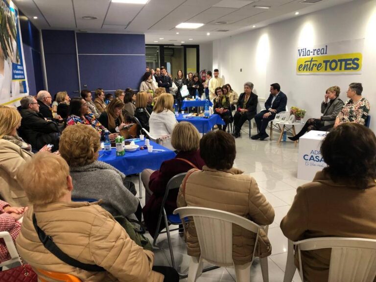 Casabó reconeix en l'acte ‘Vila-real entre totes’ la labor de dones pioneres de la ciutat