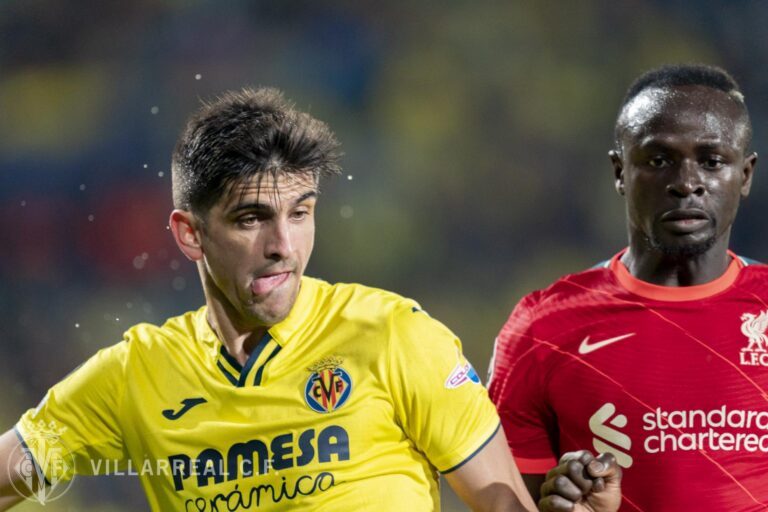 El Villarreal fa curt de gasolina en la segona part després d’igualar l’eliminatòria en el primer temps (2-3)