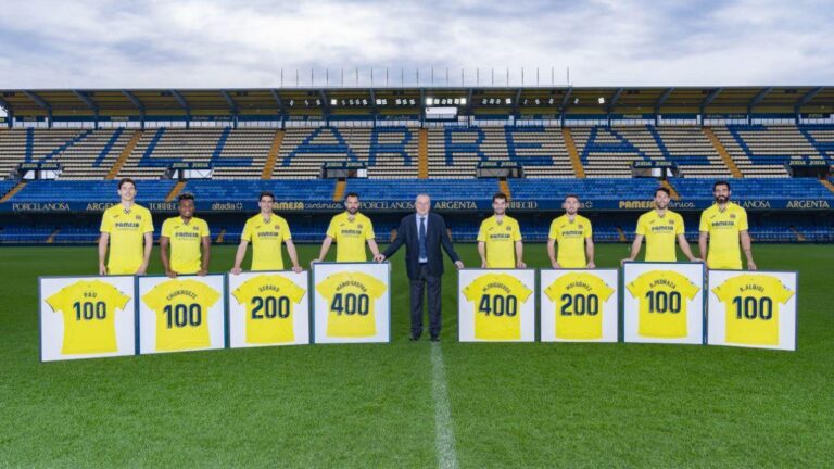 El Villarreal homenatja a huit dels seus jugadors que ja són ‘centenaris’