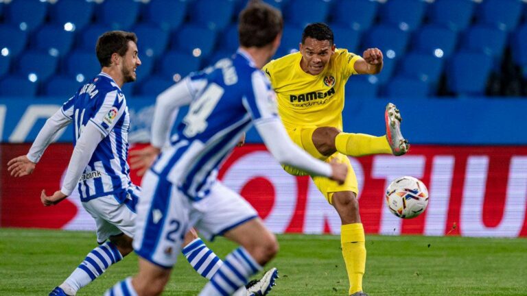 El Villarreall li juga de teu al teu al líder Reial Societat en Anoeta i arranca un gran punt (1-1)