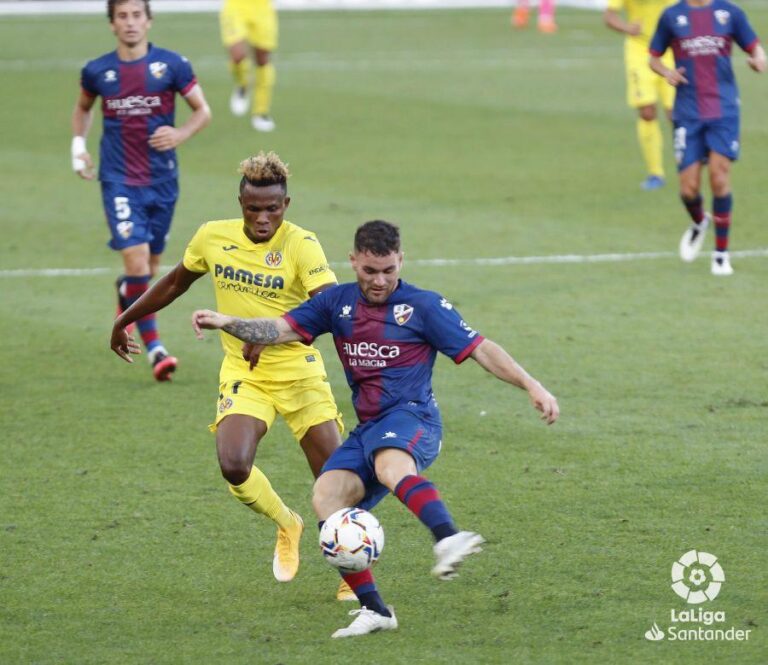 El Villarreal s’estrena en Lliga amb un empat enfront d’un combatiu Huesca en l’Estadi de la Ceràmica (1-1)