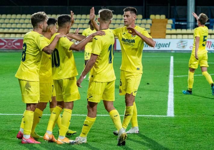 El Villarreal B supera a la Penya Esportiva després d’un gran primer temps al Mini (2-0)