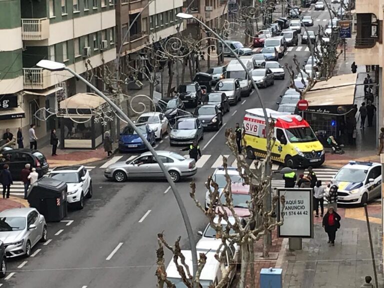 Una moto atropella a dos xiquets en l'Avinguda Francesc Tàrrega