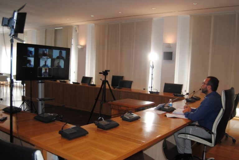 Benlloch manté una reunió amb Ashocas per explicar les idees per a la reactivació