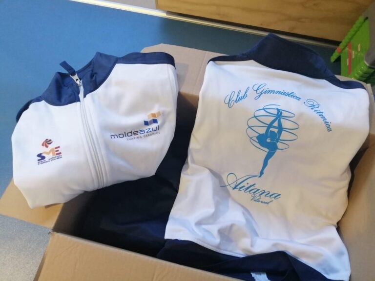 El club de gimnàstica rítmica Aitana entrega a Smara Vila-real equipaments del club per a les refugiades sahrauís 