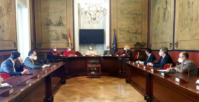 El PP defensa a Madrid la urgència d’autoritzar els fitosanitaris per a lluitar contra el cotonet