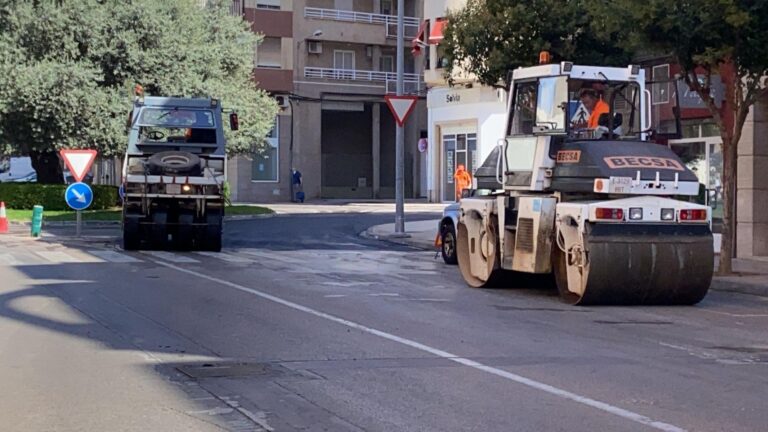 Vila-real continua en l’asfaltatge de zones perjudicades com la part nord de la ciutat