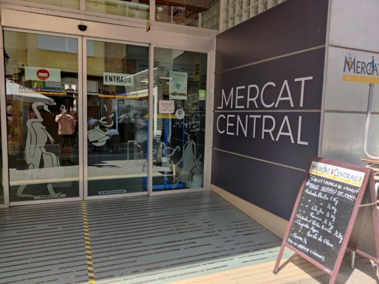 Vila-real compra els punts wifi per a connectar el Mercat Municipal i l’entorn comercial a la xarxa pública