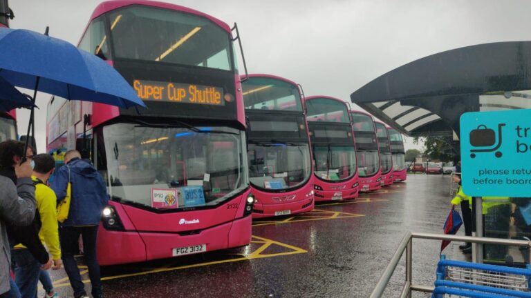 Els groguets ja esperen en Belfast la pròxima victòria del Villarreal CF