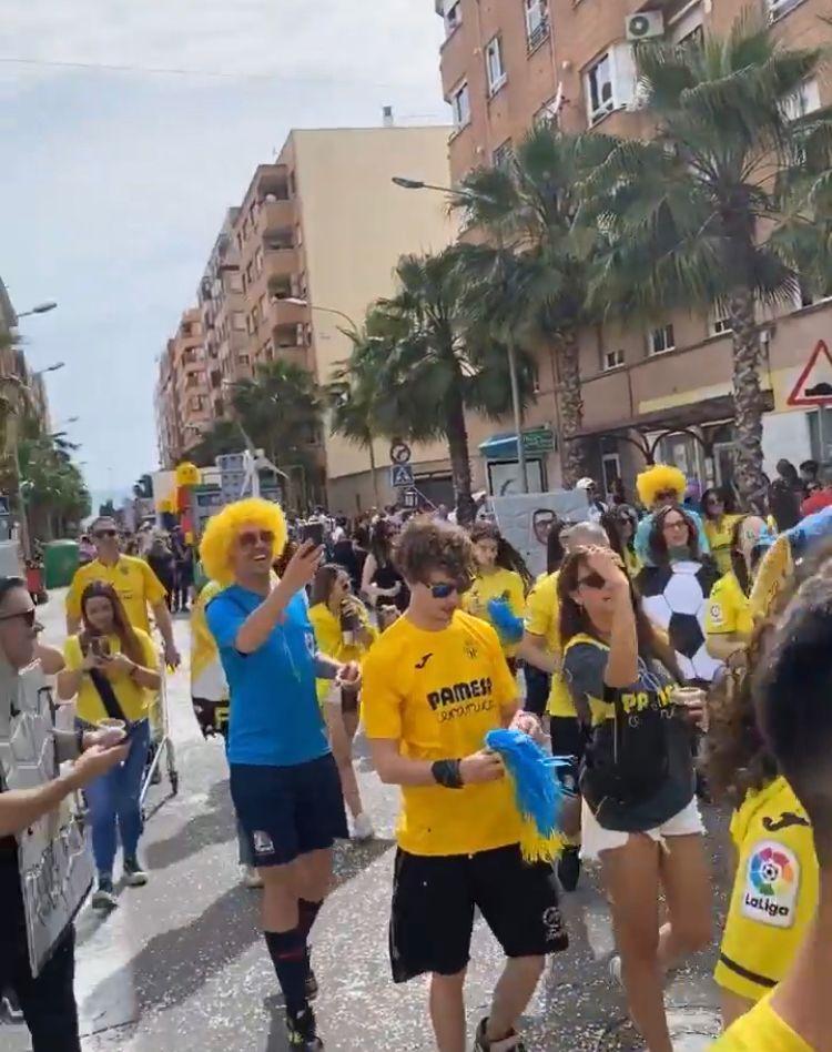 Multitudinària cavalcada d'inici de les festes de Sant Pascual a Vila-real després de dos anys d'espera