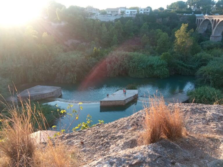 Nou avistament de diversos joves intentant nadar a la zona dels Matxos de l'Ermita de Vila-real