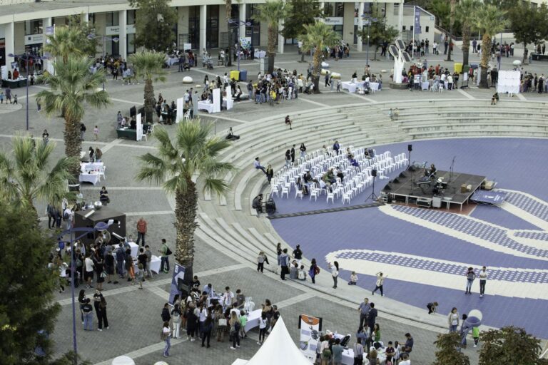 La Universitat Jaume I celebra la SCIENCE GTS, un esdeveniment de divulgació científica a nivell europeu