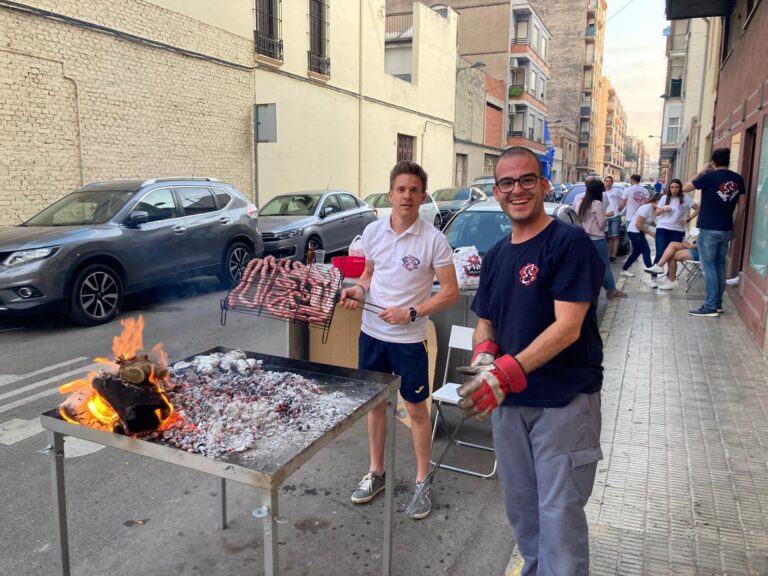 La Xulla torna a plenar els carrers de Vila-real en la visipera del festiu per Sant Pasqual