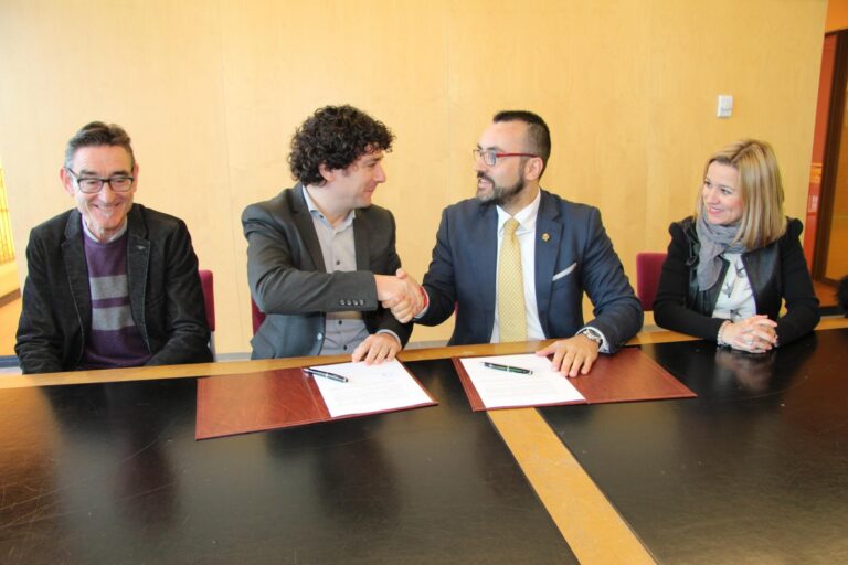 Vila-real mancomuna relacions i ofereix accés als veïns de Betxí a la piscina del Centre de Tecnificació Esportiva