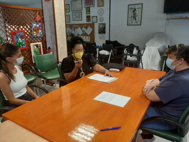 Acudim posa en marxa la segona edició ‘Itineraris integrats’ en el que ajuden a persones en risc d’exclusió social