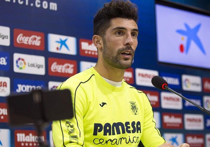 El defensa Álvaro González fa un bon balanç a nivell col·lectiu i individual amb el Villarreal