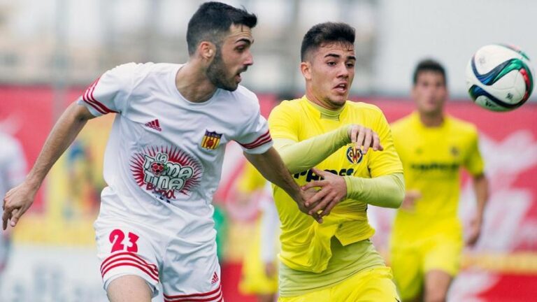 El Villarreal C 'debuta' amb un empat al Luis Suñer Picó de l'Alzira (2-2)