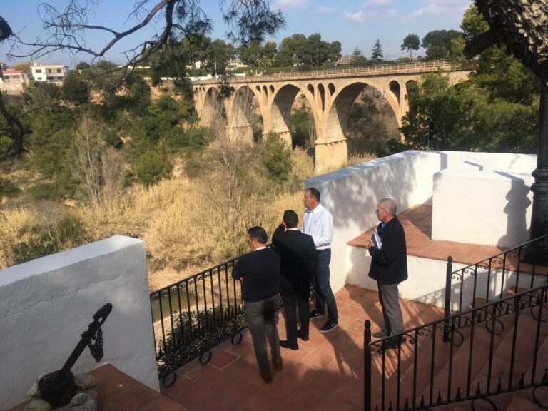 La Comunitat de Regants Vila-real suspén el reg per degoteig a causa de les pluges