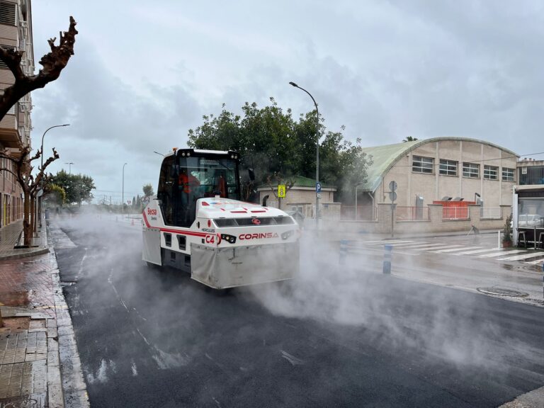 Vila-real reforça la seguretat viària amb la reparació de carrers i adequació d’aparcaments