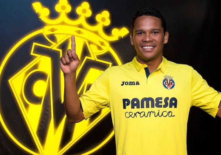 Carlos Bacca té contracte i descarta una eixida ara en el mercat d’hivern