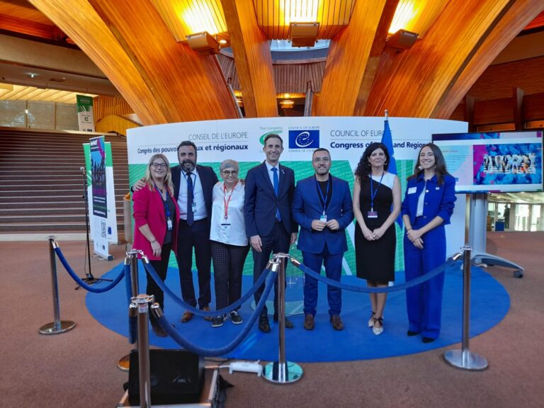 Benlloch trasllada a Europa l'experiència de Vila-real en la crisi de refugiats