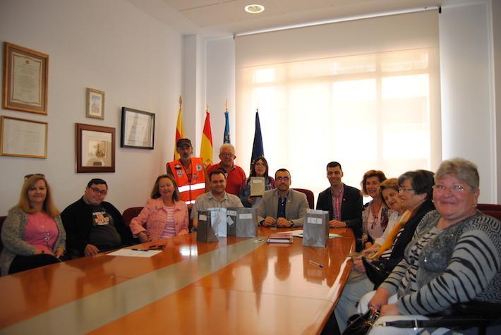 L'alcalde informa a les entitats socials del programa ‘Il·lusió sense barreres’, abans de l’anunci de les festes