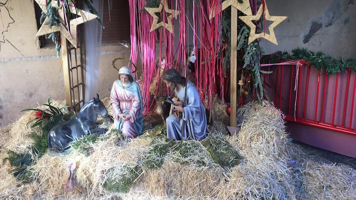 Misteri resolt: el nen Jesús del Betlem de la plaça de l'Ajuntament no ha sigut robat