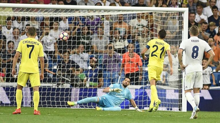 El Villarreal mostra la seua millor cara al Bernabeú i aconsegueix un empat d'or (1-1)