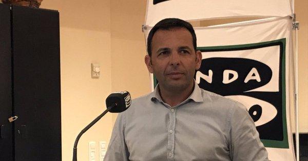Javi Calleja: "Cazorla tenia millors ofertes, però ha decidit quedar-se al club que sent"
