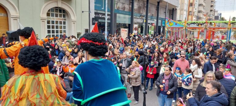 Els més menuts de Vila-real xalen amb unes campanades preparades exclusivament per a ells