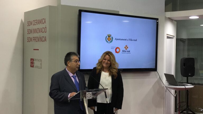 Carda i Mañas anuncien a Cevisama que la Fira Destaca podria comptar pròximament amb un Comitè d'Anàlisi