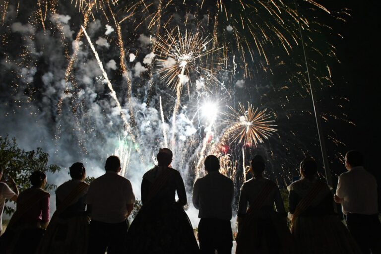 Els veïns podran rememorar les tradicions de les festes des de casa