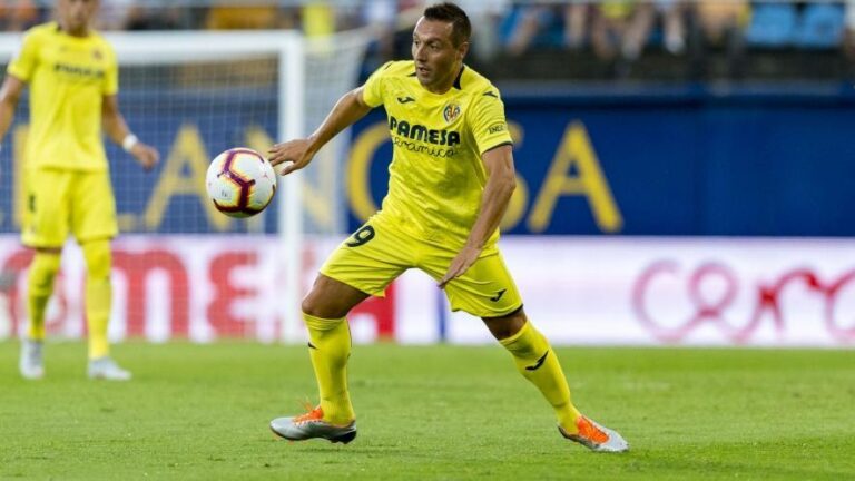 Cazorla torna a jugar al futbol de forma oficial 668 dies després