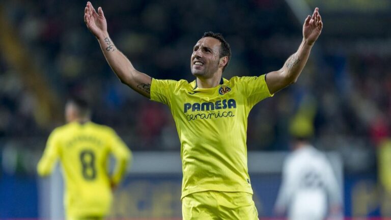 Cazorla reconeix que el Villarreal no está bien i «cal eixir d’aquesta situació tots junts»