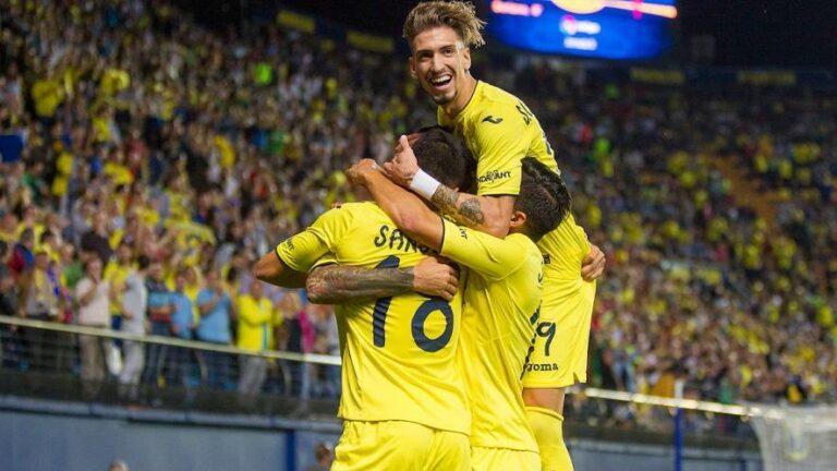 El Villarreal endossa una 'maneta' al Celta després d'una nit màgica (5-0)