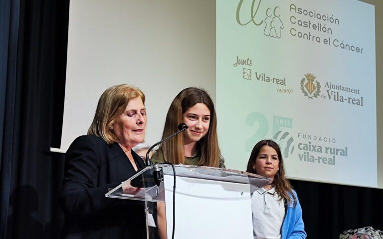 Balma Braceros i Amaya Sánchez guanyen el certamen per a la prevenció del tabaquisme