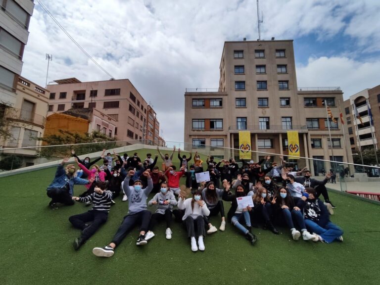 Flors revalida el títol autonòmic del concurs de Mans Unides i es classifica per al nacional amb ‘Qué suerte’