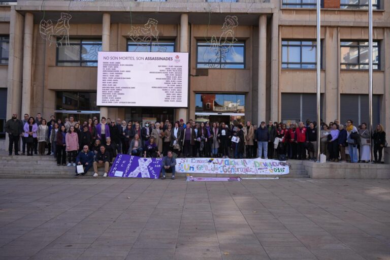 El 25N ompli Vila-real de compromís: un clam ciutadà per la dignitat i la igualtat de les dones