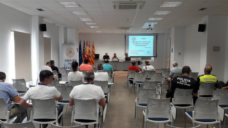 La Policia Local imparteix un curs sobre videovigilancia y protecció de dades en l’actuació operativa 