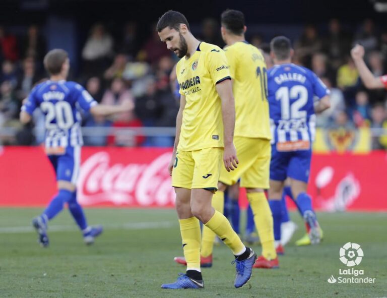 El Villarreal es topa amb un gran Alabés que es va avançar dues vegades i el d'eixa en llocs de descens