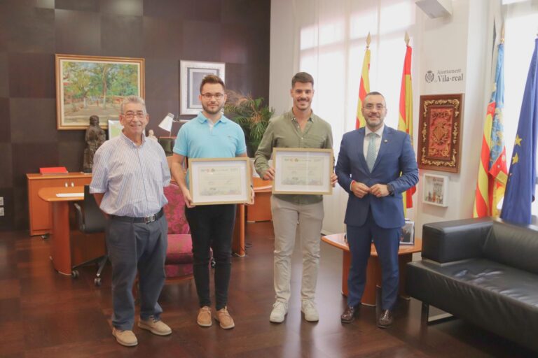 Benlloch celebra el treball de la Càtedra d’Innovació Ceràmica Ciutat de Vila-real de l’UJI