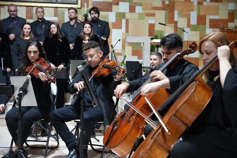 La parròquia de Santa Sofia acull la cantata ‘El Naixement’ en el seu desé aniversari